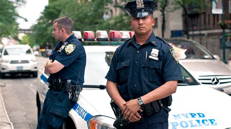 how much do police officers make in ny